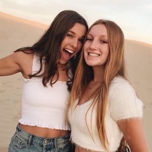 Meet your Posher, Mikayla